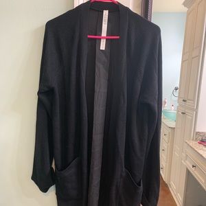 Lululemon Still at Ease Wrap